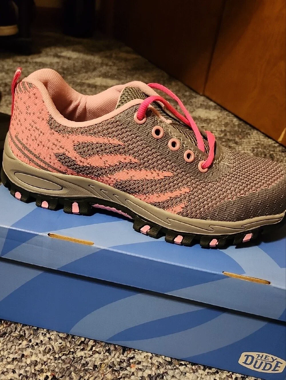 Women's Coral Pink Knit Steal Toe Shoe